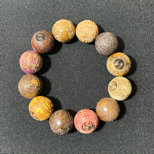 Elegant Hand-Carved Wooden Buddha Beads Bracelet - Unisex Good Luck Wealth Bracelet with 12 Beads, No Plating - Gift for Men and Women